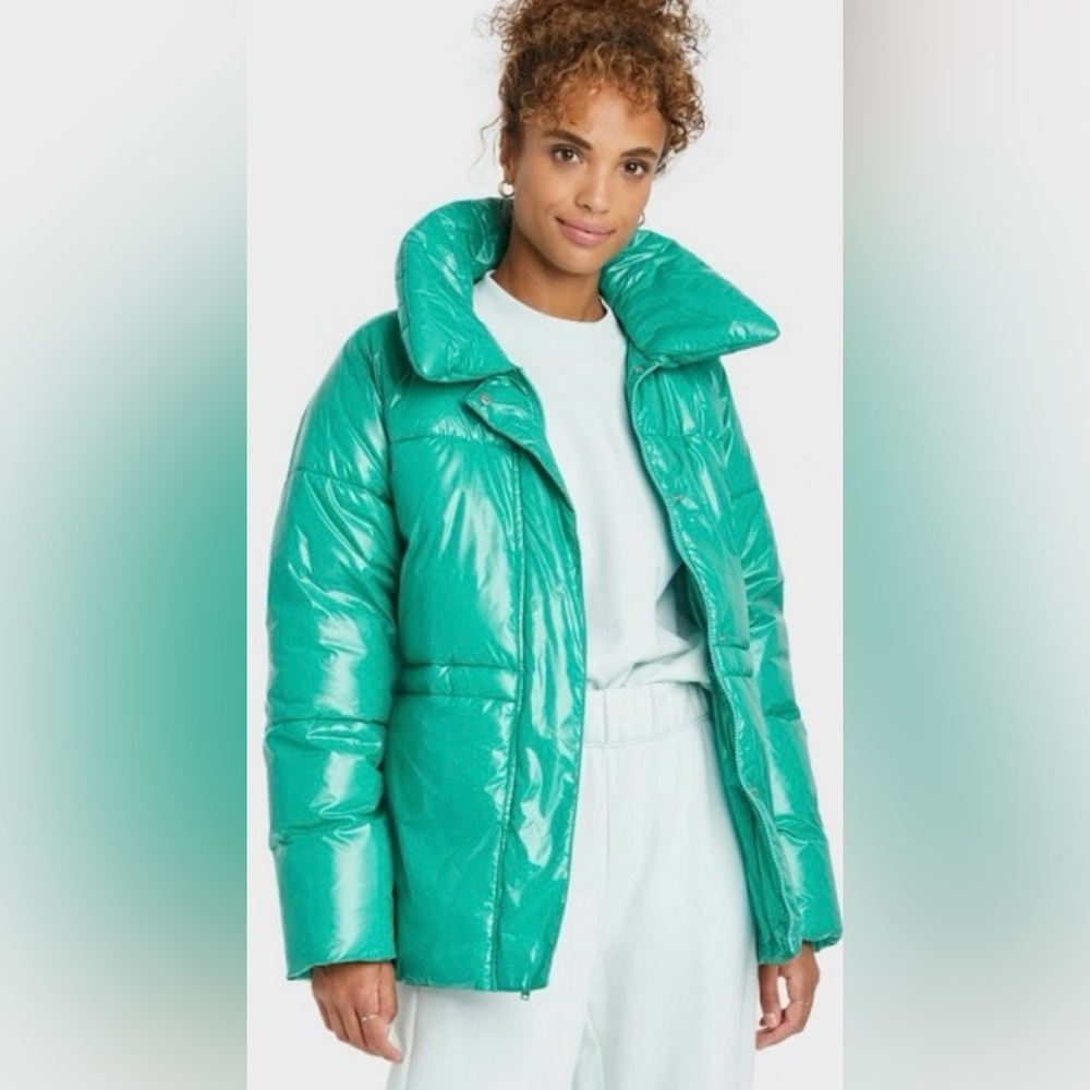 NWT Zip/snap up Puffer Jacket